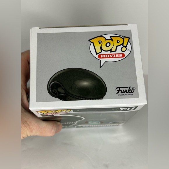 Funko ALIEN XENOMORPH SPECIALTY SERIES METALIC BLUE POP PRICE FIRM - Picture 4 of 9